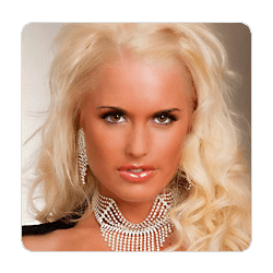 Amanda Evans &bull; Phoenix